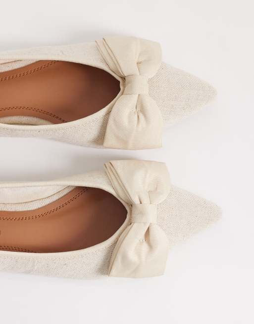 ASOS DESIGN - Langston - Puntige ballerina's met strik van natuurlijke stof, 2 van 4
