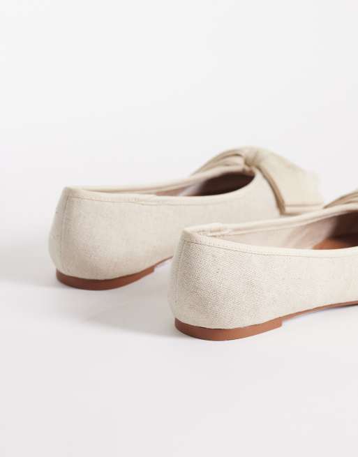 ASOS DESIGN - Langston - Puntige ballerina's met strik van natuurlijke stof, 3 van 4
