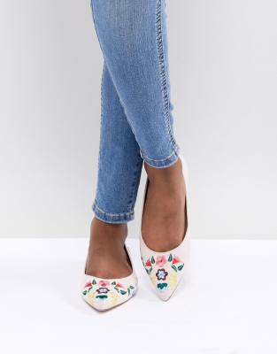 embroidered shoes flats