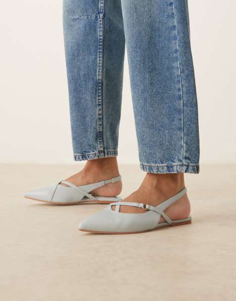 ASOS DESIGN – Lantern – Flache, spitze Slingback-Mules in Blassblau mit Riemchendetail - view 1