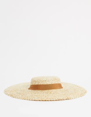 flat boater hat