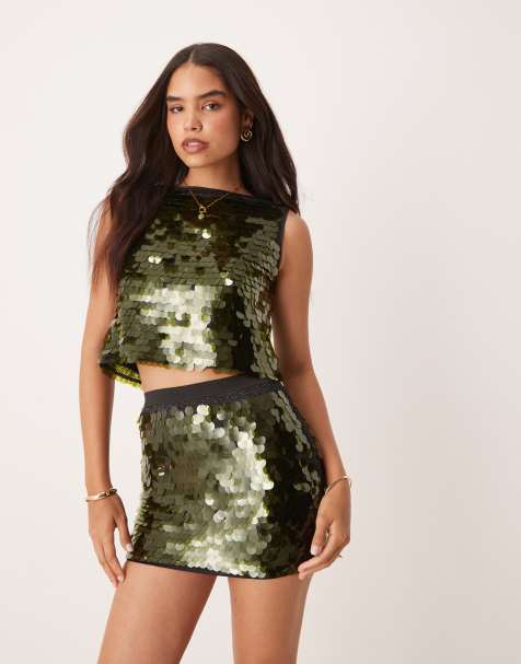 ASOS DESIGN large sequin disc top in forest green - view 1