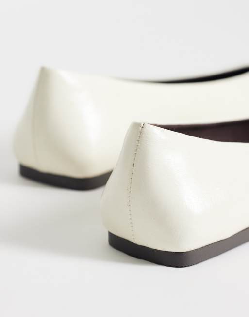 ASOS DESIGN Lari pointed ballets in off white, 4 of 4
