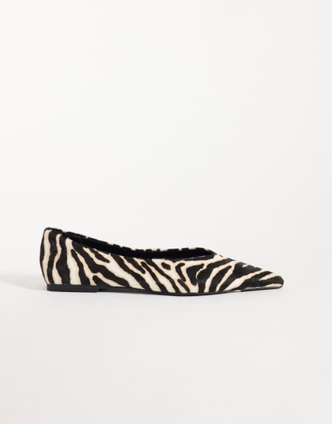 ASOS DESIGN Lari premium baleriny z włosiem, skórzane, w szpic, zebra - view 1