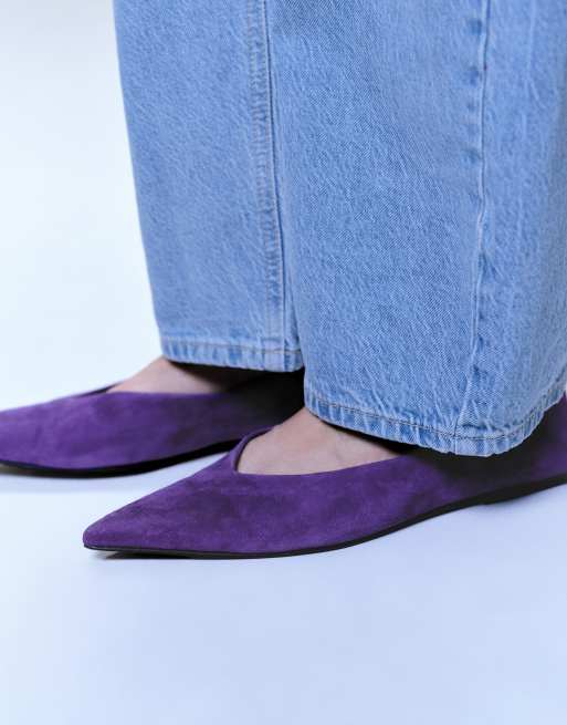 ASOS DESIGN - Lari - Premium suède puntige ballerina's in paars, 3 van 4