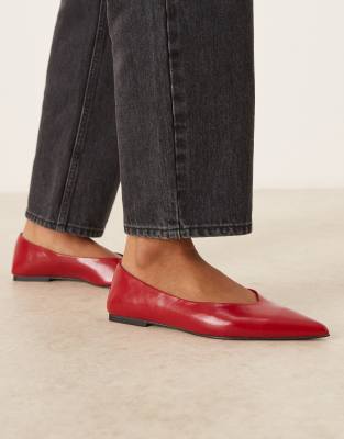 ASOS DESIGN - Lari - Spitze Ballerinas in Rot