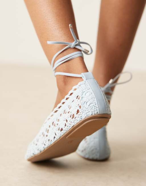 ASOS DESIGN - Larissa - Ballerine blu confetto all'uncinetto legate alla caviglia, 3 di 4