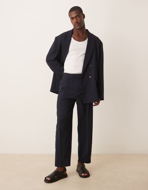 ASOS DESIGN – Lässig geschnittene Oversize-Anzugjacke in Marineblau mit Nadelstreifen, 2 von 5
