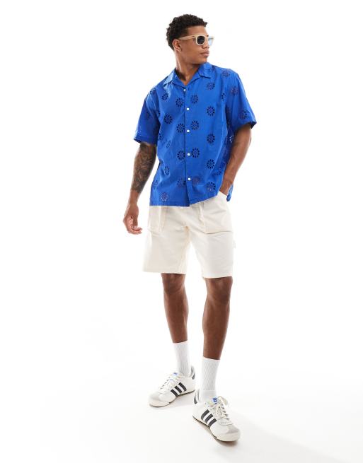 ASOS DESIGN – Lässig geschnittenes Hemd in Blau mit Lochmuster und Reverskragen, 3 von 4