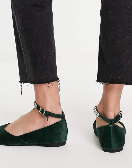 ASOS DESIGN Latasha Ballerines plates en velours avec bout pointu et bride cheville Vert