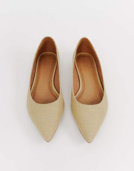 Latch pointed sale ballet flats