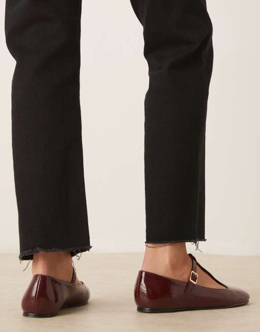 ASOS DESIGN – Latham – Vinröda, lackade ballerinaskor i Mary Jane-stil, 4 av 4