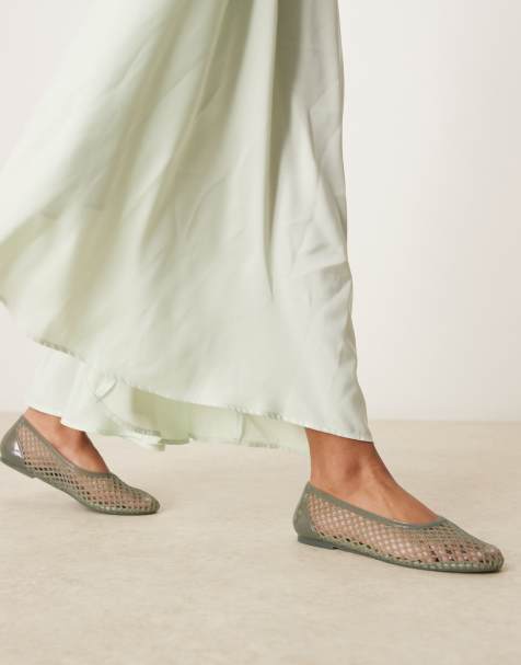 ASOS DESIGN – Lattitude – Gumowe balerinki w pleciony wzór w kolorze khaki - view 1