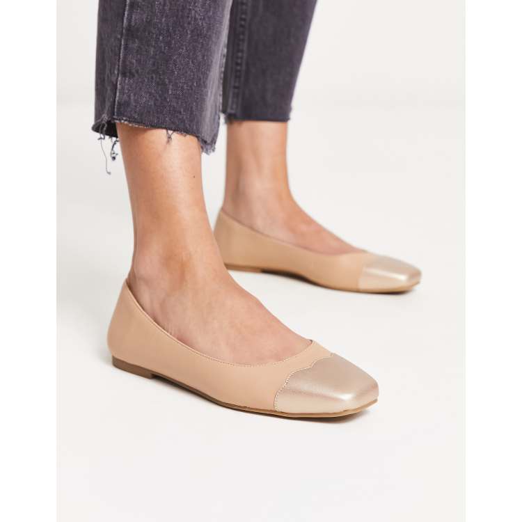 Square toe flat on sale shoes