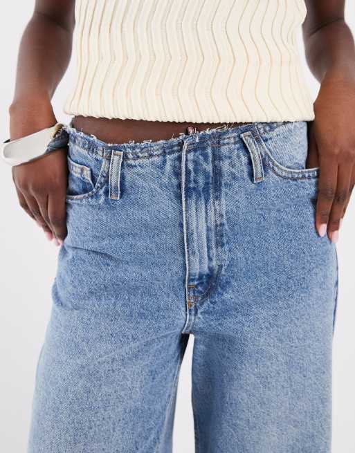 ASOS DESIGN - Lavtaljede jeans med lige ben og råt taljebånd i blå vask, 4 af 5