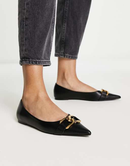 ASOS DESIGN - Lawless - Ballerine a punta nere con catenina