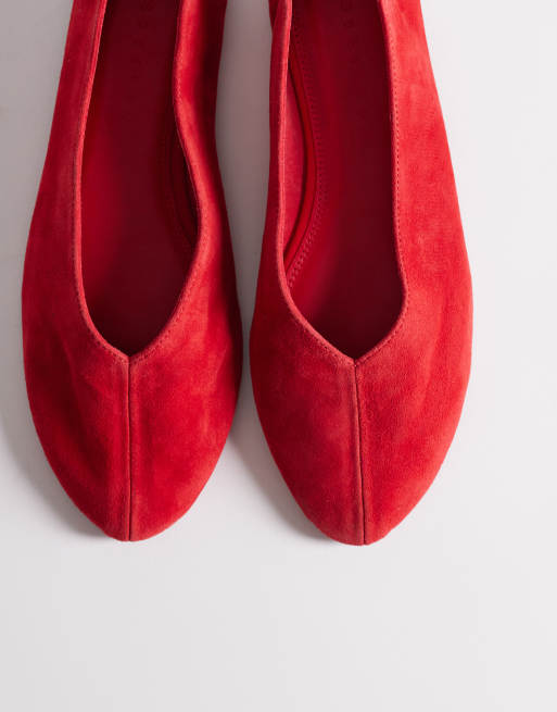 ASOS DESIGN - Lawn - Premium suède ballerina's in rood, 2 van 4