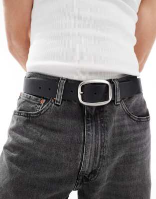 leather belt with burnished silver buckle in black