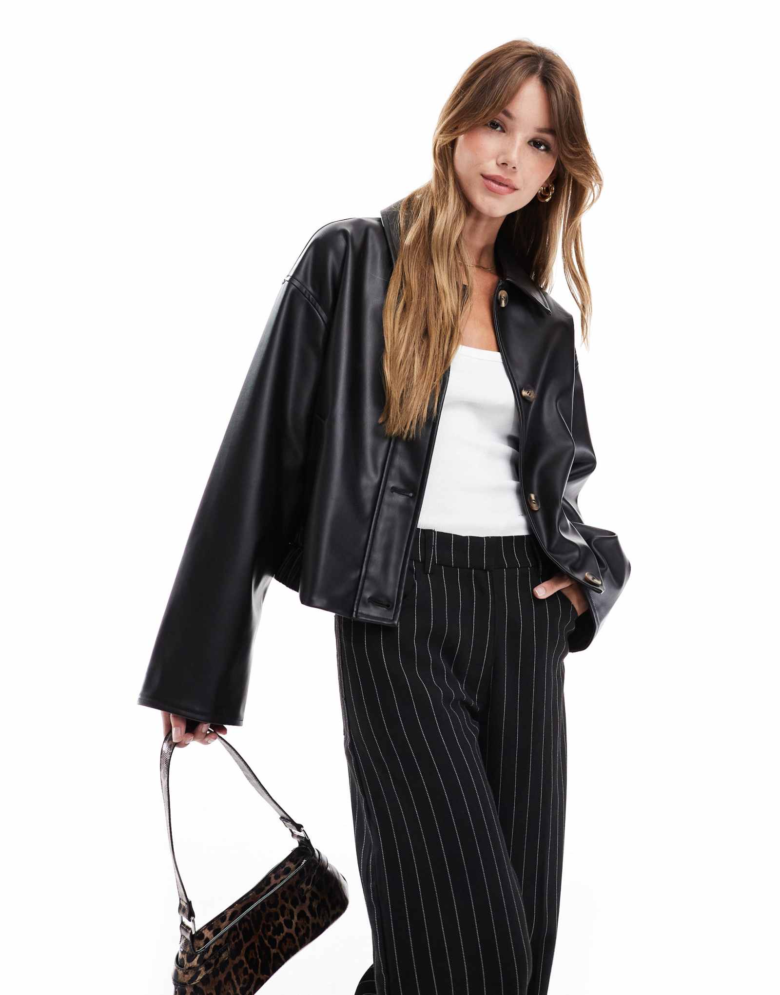 ДИЗАЙНЕРСКАЯ кожаная куртка ASOS на пуговицах черного цвета
