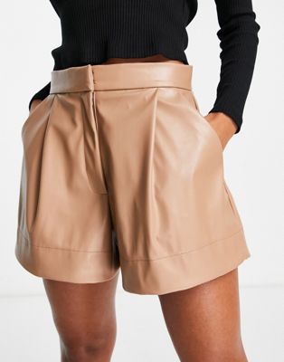 ASOS DESIGN leather look structured short in latte-Brown