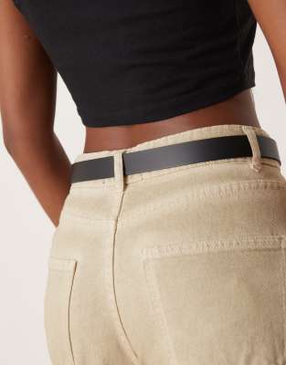 Asos Design Leather Skinny Waist And Hip Jeans Half Moon Belt
