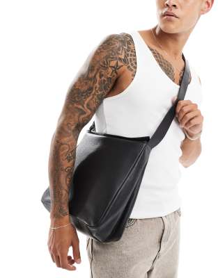 leather slouchy shoulder tote bag in black