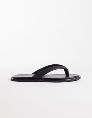  leather strap sandals in black