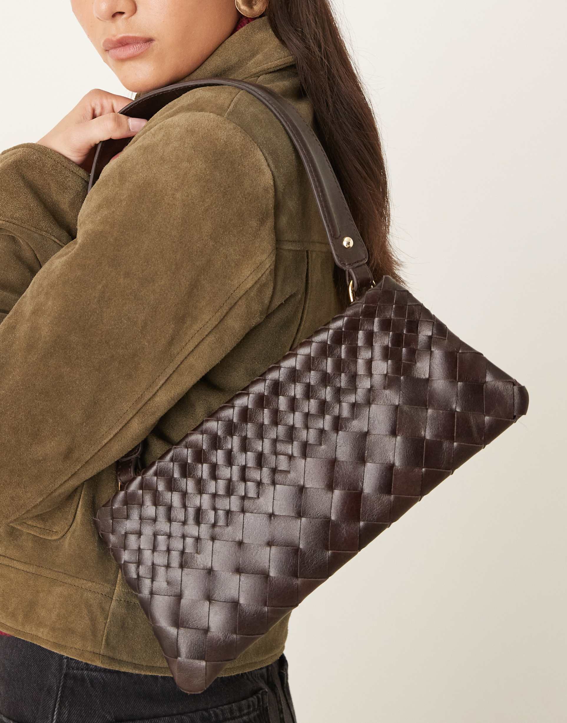 asos design leather weave shoulder bag in chocolate