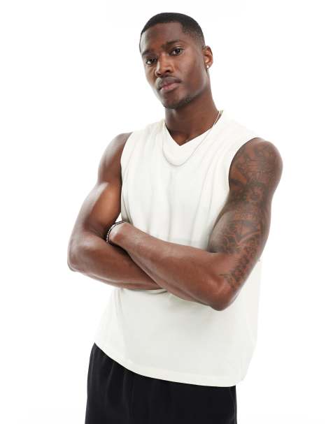 ASOS DESIGN – Legeres, kastiges Tanktop in Creme mit V-Ausschnitt - view 1