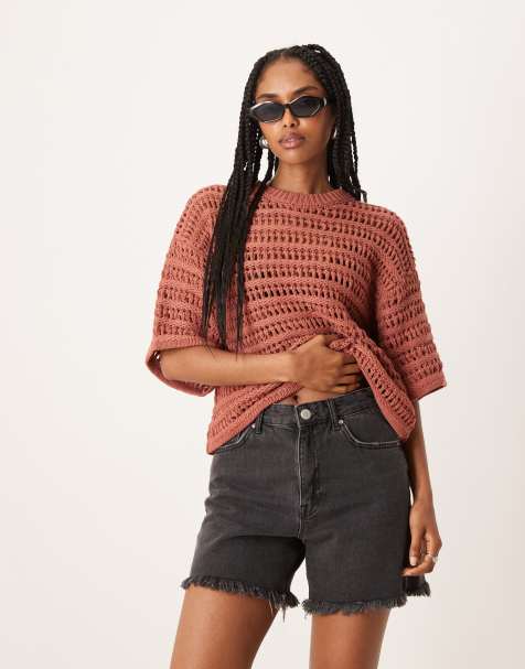 ASOS DESIGN – Legeres T-Shirt in Rost mit Häkeloptik - view 1