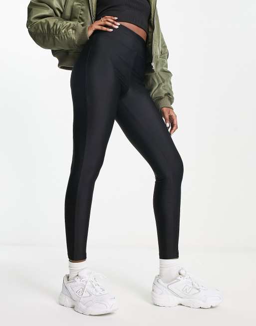 ASOS DESIGN Legging taille haute Noir mat satin