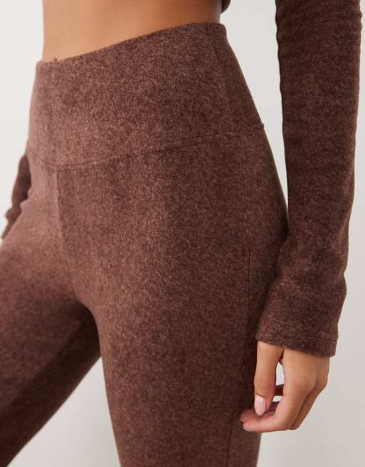 ASOS DESIGN legging lounge à coordonner en polaire légère, chocolat, 5 de 5