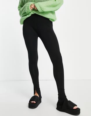 Zara - Side split leggings on Designer Wardrobe