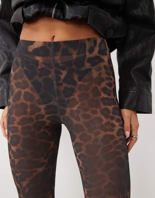 ASOS DESIGN legginsy z siateczki ze strzemionami we wzór leopardzi, 4 z 5
