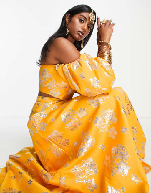 ASOS DESIGN – Lehenga – Aprikosfärgad, blommigt jacquardvävd crop top, del av set