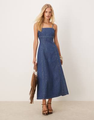 ASOS DESIGN - Leichtes Maxi-Jeanskleid mit Taillennähten-Blau