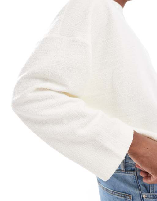 ASOS DESIGN – Leichtes Oversize-Sweatshirt in genopptem Neutral mit kurzem Schnitt, 3 von 4