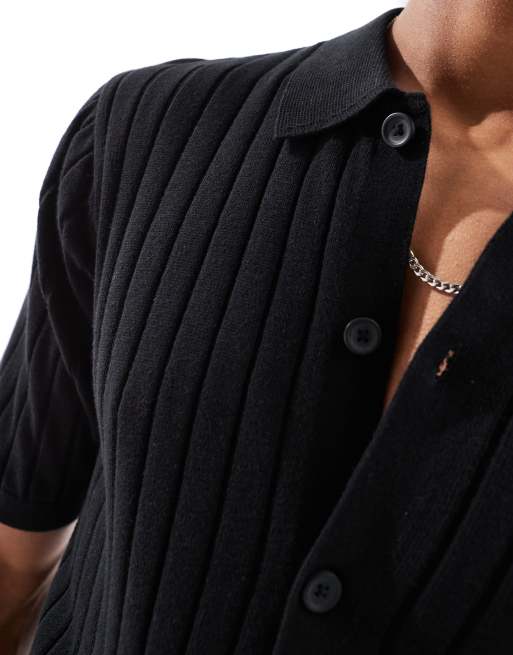 ASOS DESIGN – Leichtes Polohemd aus Rippstrick in Schwarz mit durchgehender Knopfleiste, 4 von 4