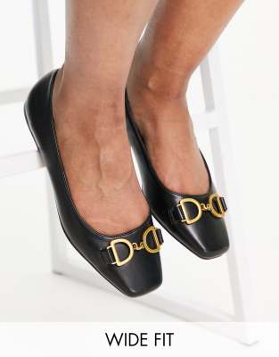 ASOS DESIGN - Leighton - Ballerinas in Schwarz mit eckiger Zehenpartie, weite Passform