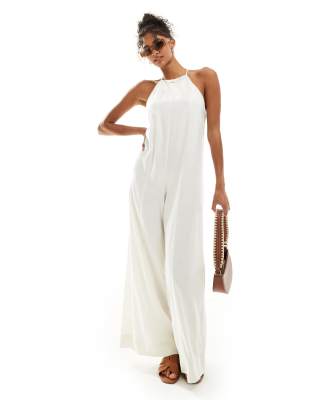 ASOS DESIGN - Leinen-Jumpsuit in Creme mit Racer-Ausschnitt und Kreuzschraffur-Neutral