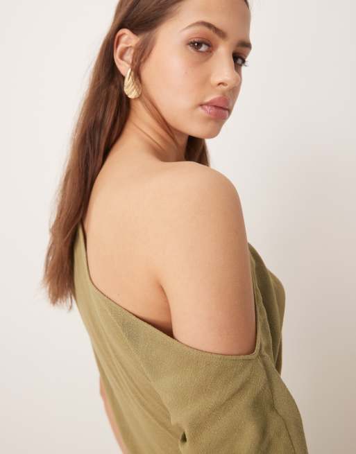 ASOS DESIGN – Leinen-Jumpsuit in Khaki mit abfallender Schulterpartie, 4 von 4