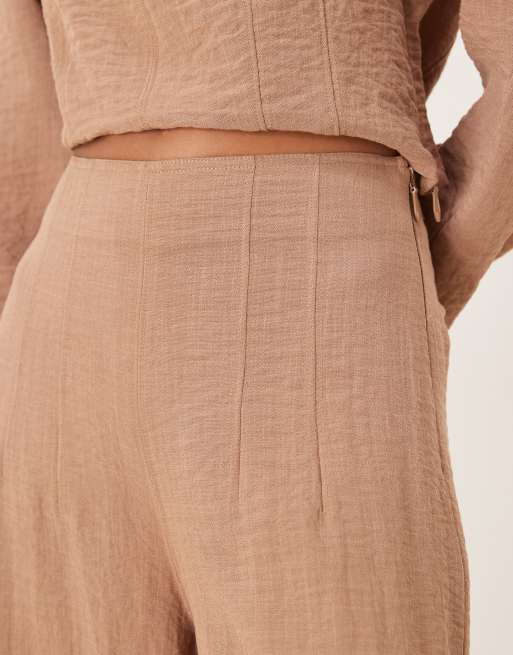 ASOS DESIGN – Leinenmix-Hose in Taupe mit Knitterstruktur und hohem Korsett-Bund, Kombiteil, 3 von 4