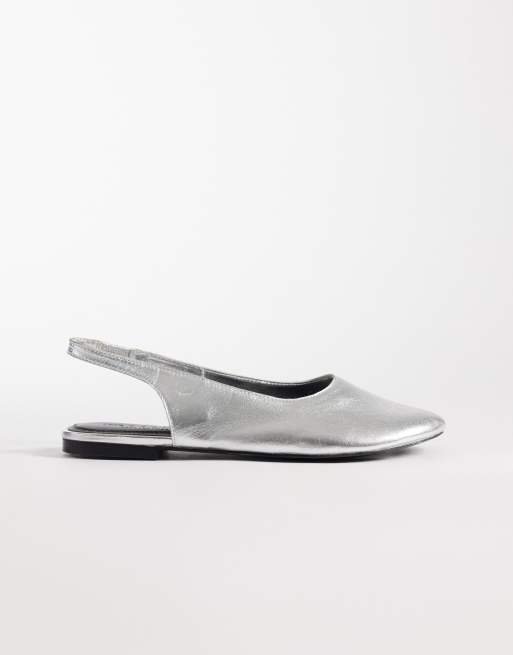 ASOS DESIGN – Lenza – Premium – Silverfärgade ballerinaskor i läder med hälrem, 2 av 4