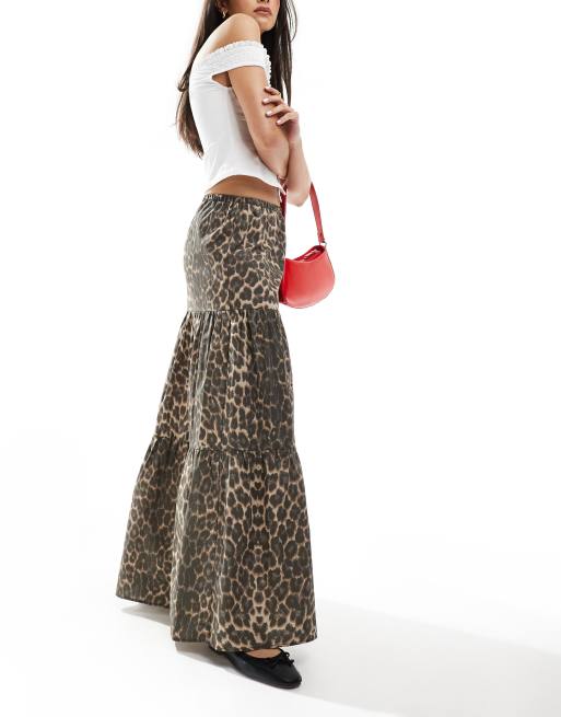 ASOS DESIGN – Leopardmönstrad, panelsydd maxikjol i poplin, 3 av 5