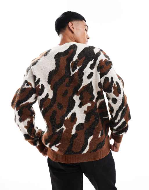 ASOS DESIGN – Leopardmönstrad, stickad och borstad tröja med avslappnad passform, 3 av 4