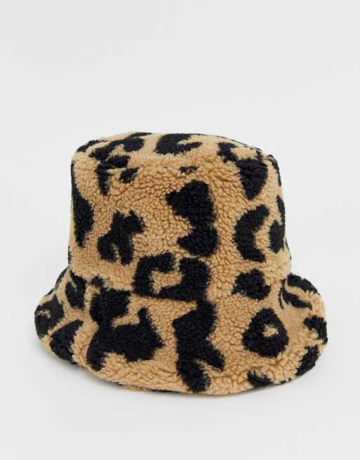ASOS DESIGN – Leopardmönstrad, uppvikbar fiskarhatt i teddy, 4 av 4