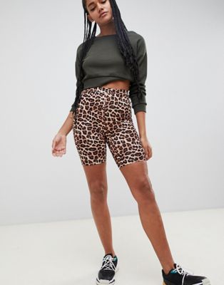 ASOS DESIGN – Leopardmönstrade korta leggings-Flerfärgad