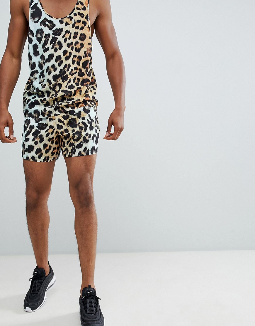 ASOS DESIGN – Leopardmönstrade korta shorts med smal passform och elastisk midja, del av set-Brun
