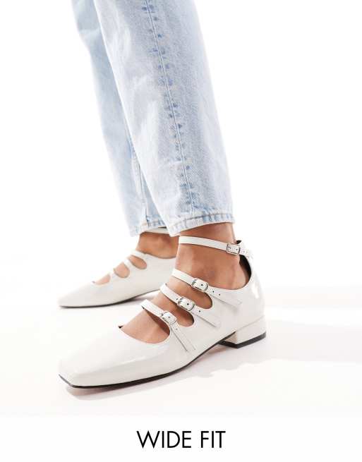 ASOS DESIGN - Liberty - Babies larges - Blanc cassé