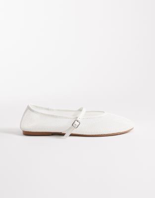 ASOS DESIGN - Libra - Mary-Jane-Ballerinas aus Netzstoff in Weiß